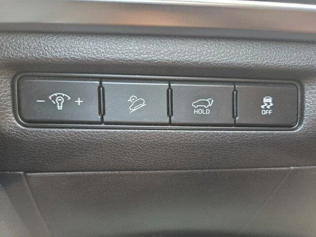 Used 2025 Dark Moss Kia S image 14