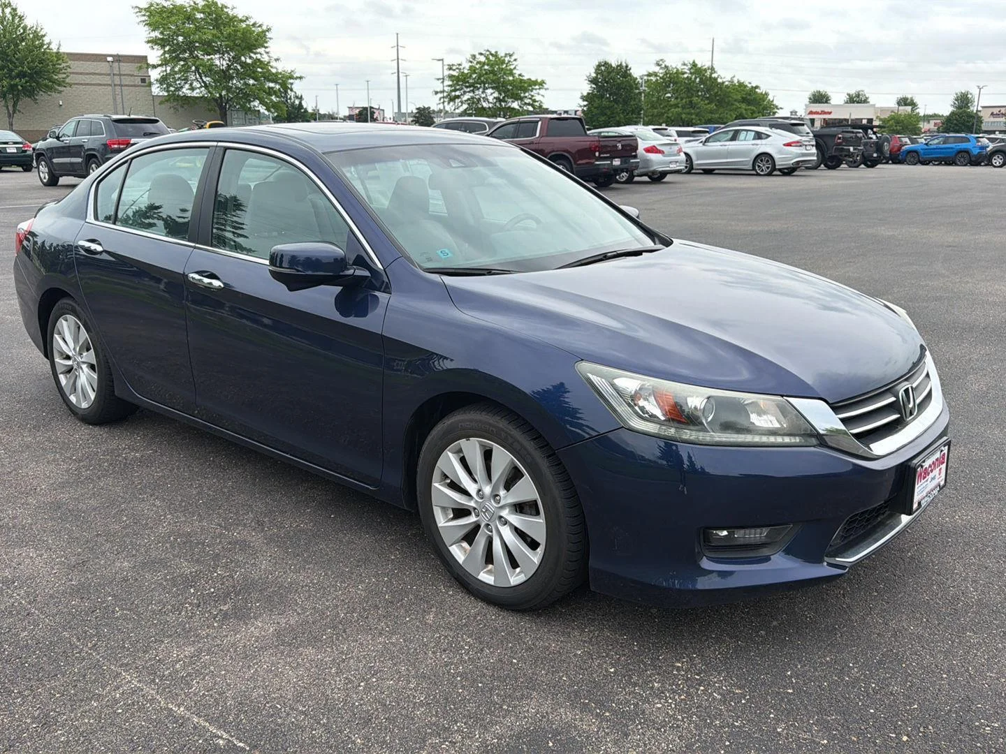 Used 2014 Honda Accord EX-L with VIN 1HGCR2F89EA286302 for sale in Waconia, Minnesota