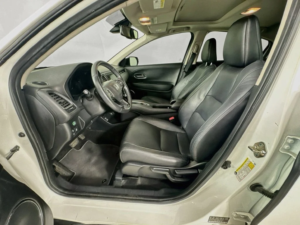Certified Used 2019 Platinum White Pearl Honda EX-L image 26