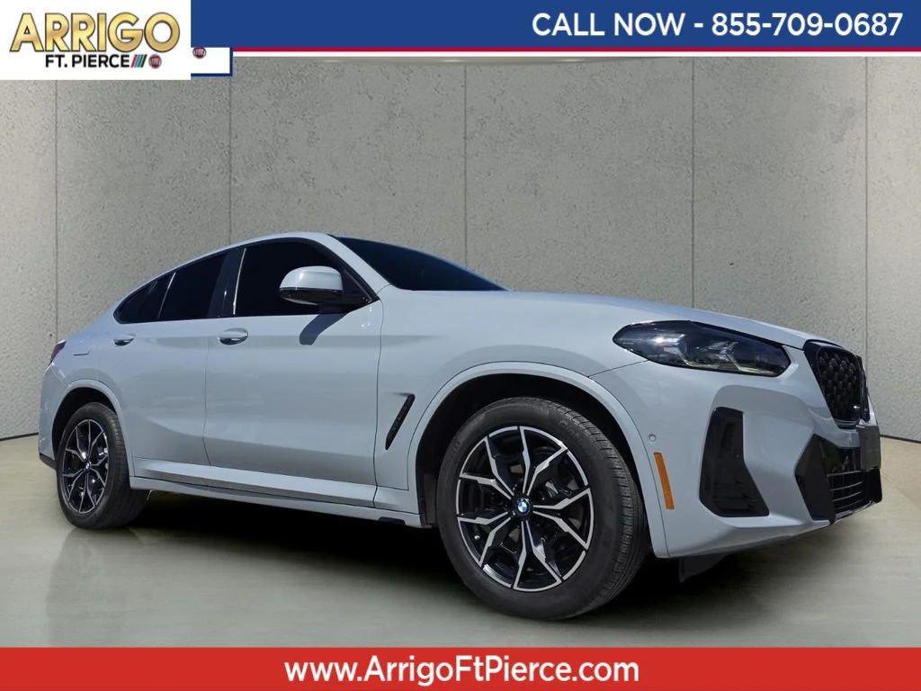 Used 2023 Brooklyn Grey Metallic BMW xDrive30i image 1