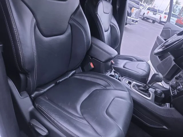 Used 2017 White Jeep Limited image 23