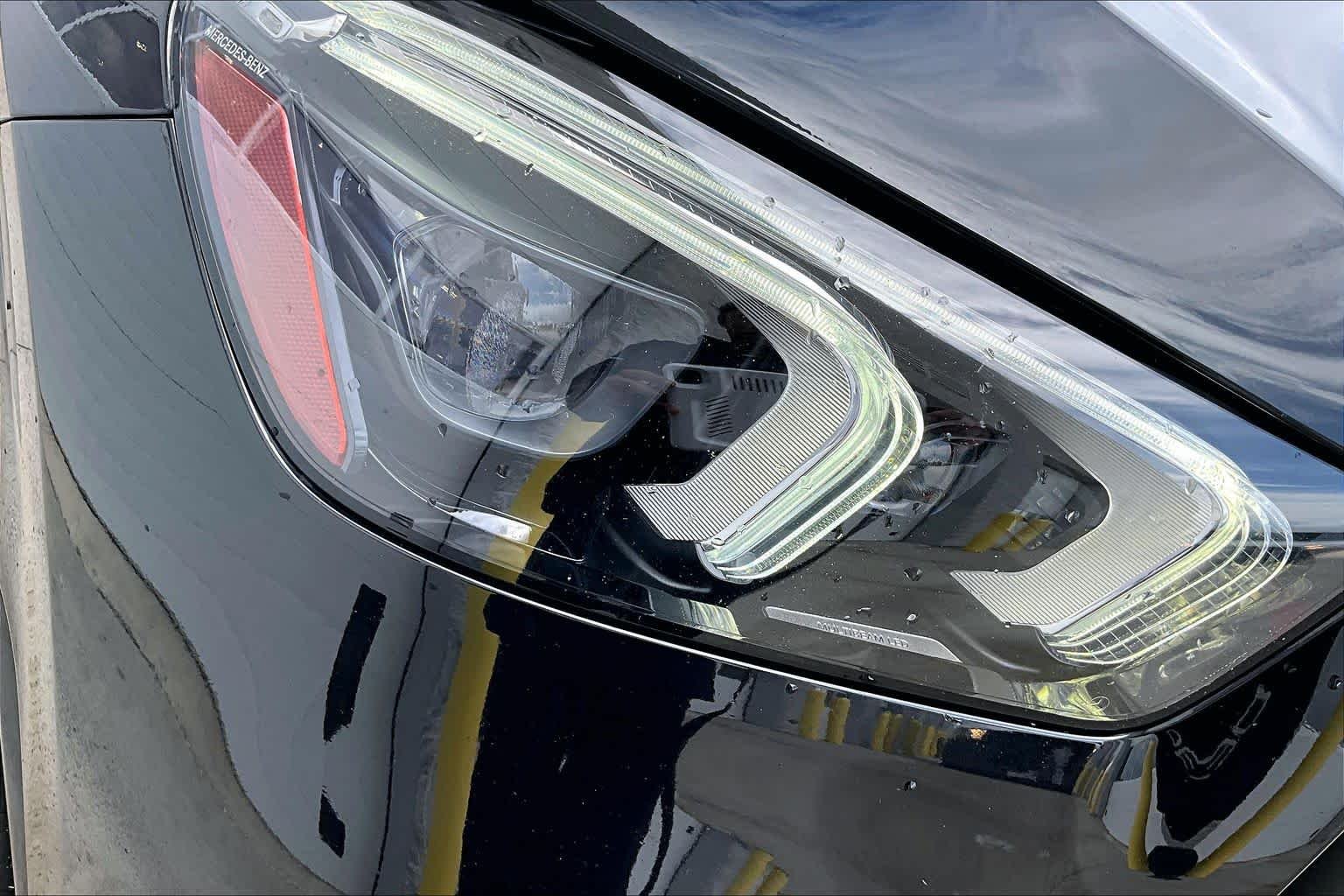 Used 2021 Obsidian Black Metallic Mercedes-Benz AMG® GLE 53 image 24
