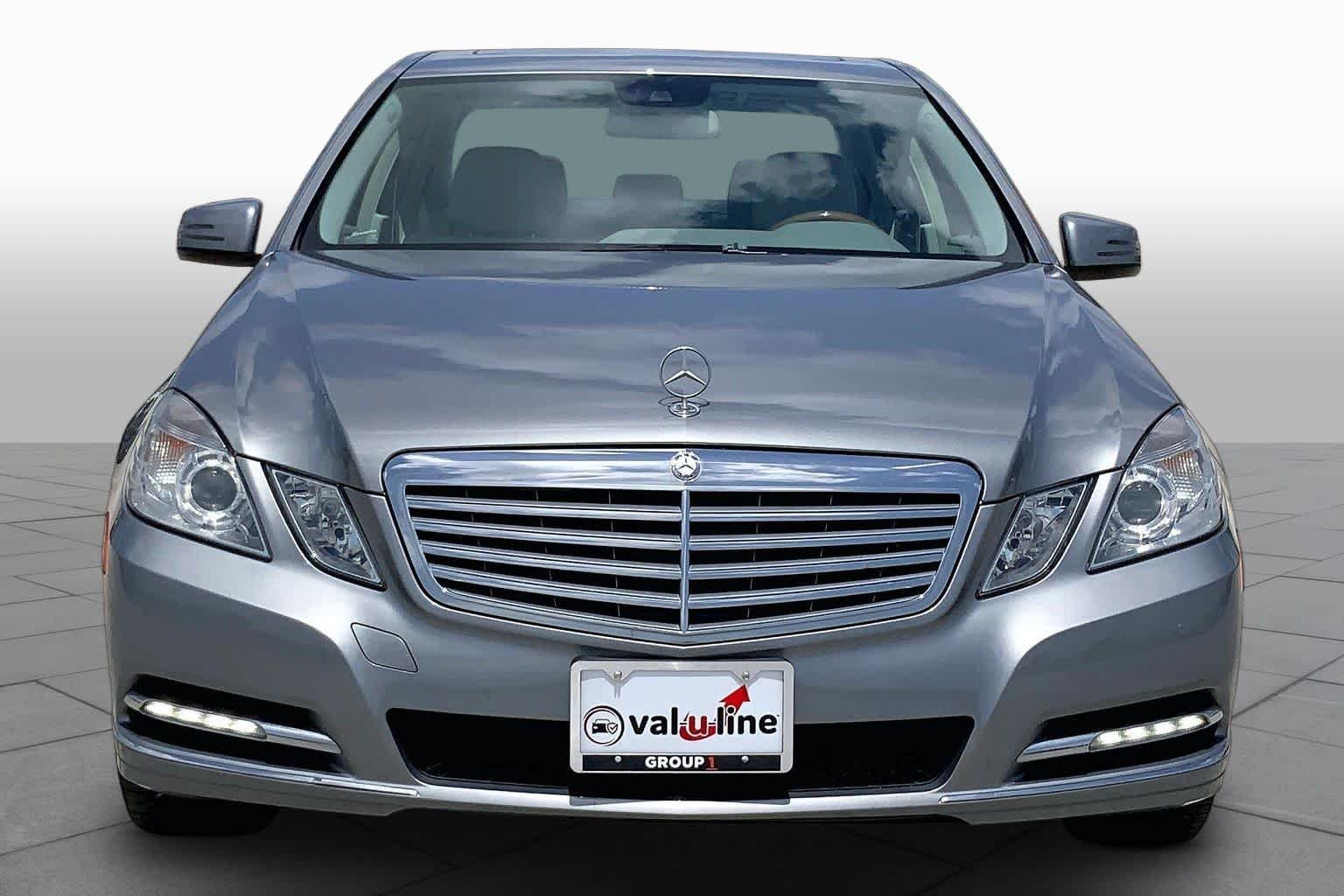 Used 2013 Palladium Silver Metallic Mercedes-Benz E 350 Luxury image 4