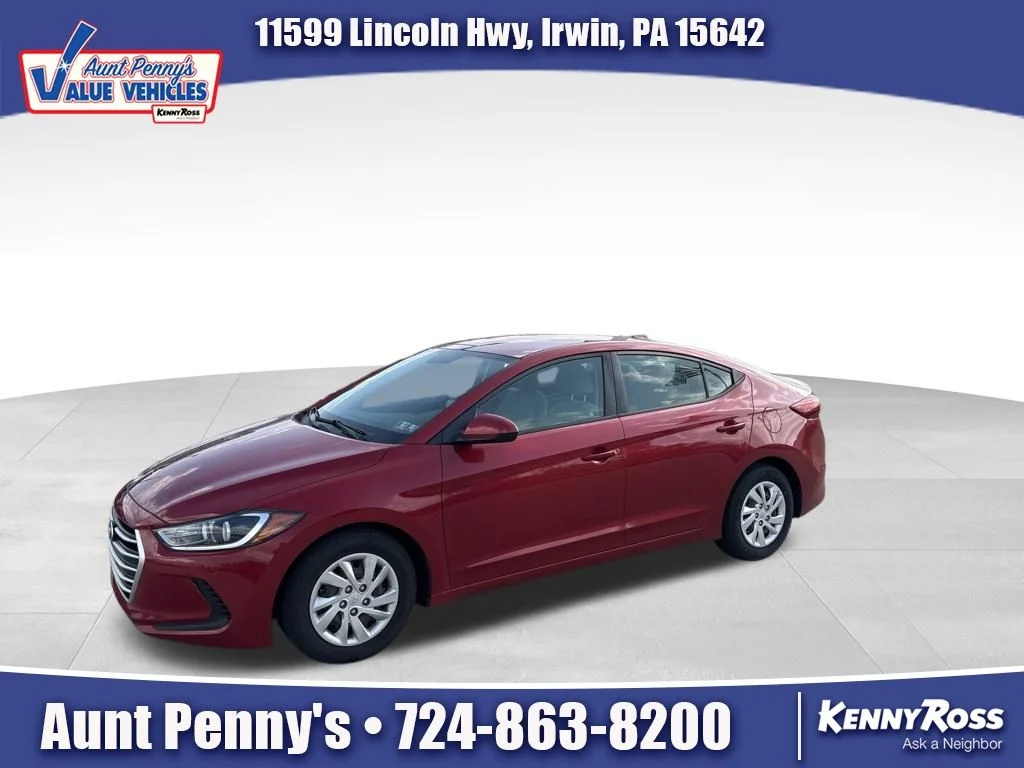 Used 2017 Red Hyundai SE image 1