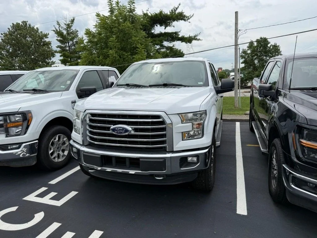 Used 2016 White Ford XLT image 4
