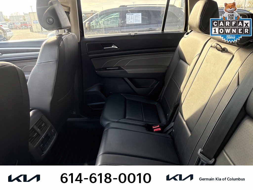 Used 2023 Black Volkswagen 2.0T SE w/Technology image 9