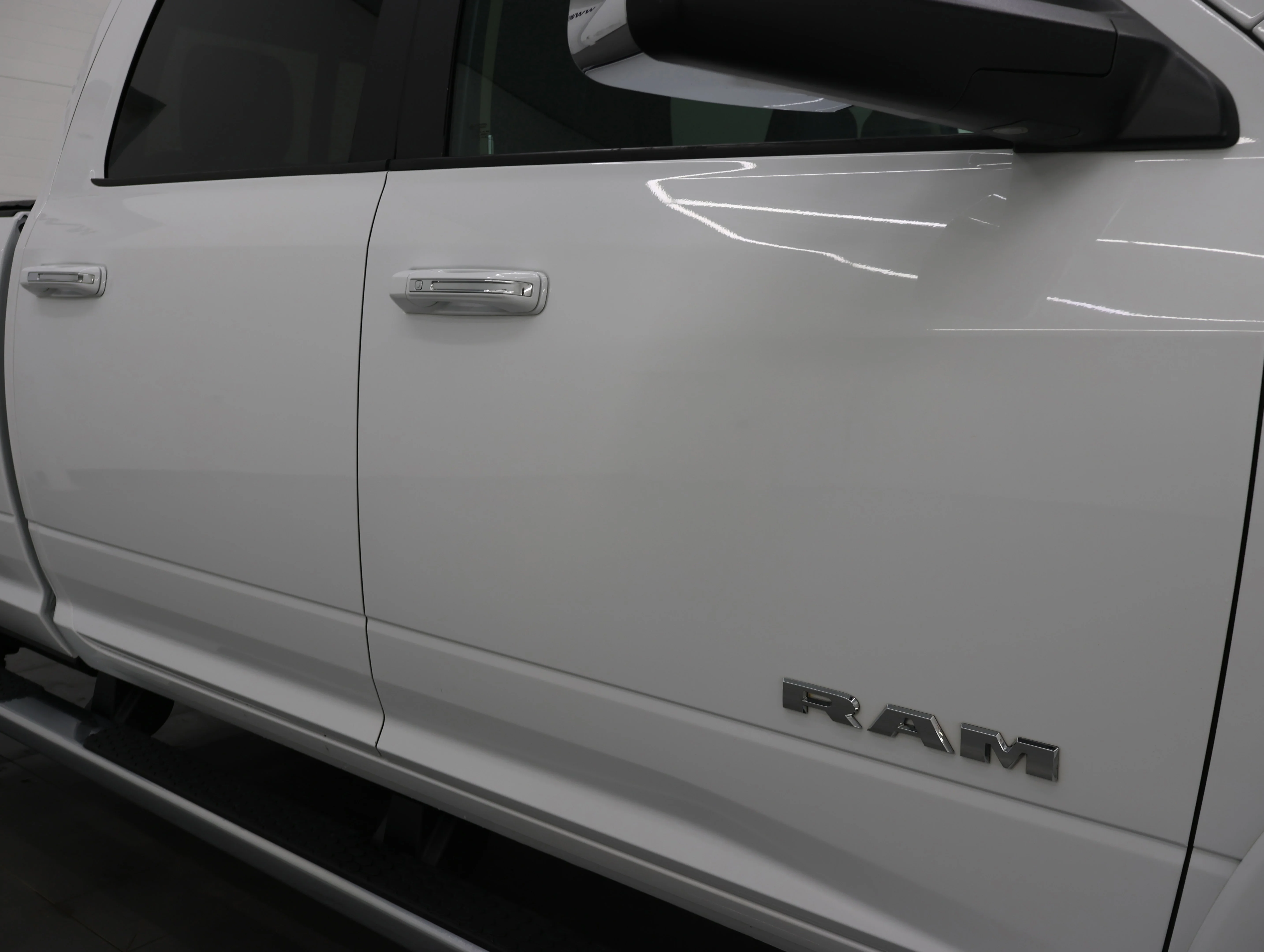 Used 2021 Bright White Clearcoat Ram Laramie image 24