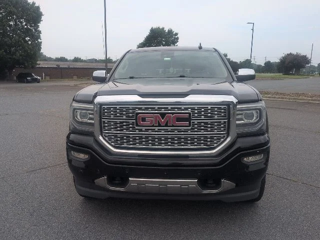 Used 2016 Black GMC Denali image 3