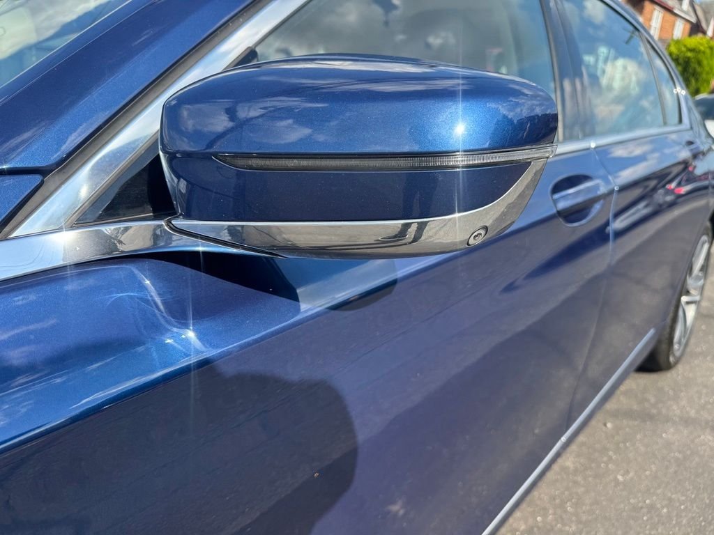 Used 2022 Blue BMW 750i xDrive image 12