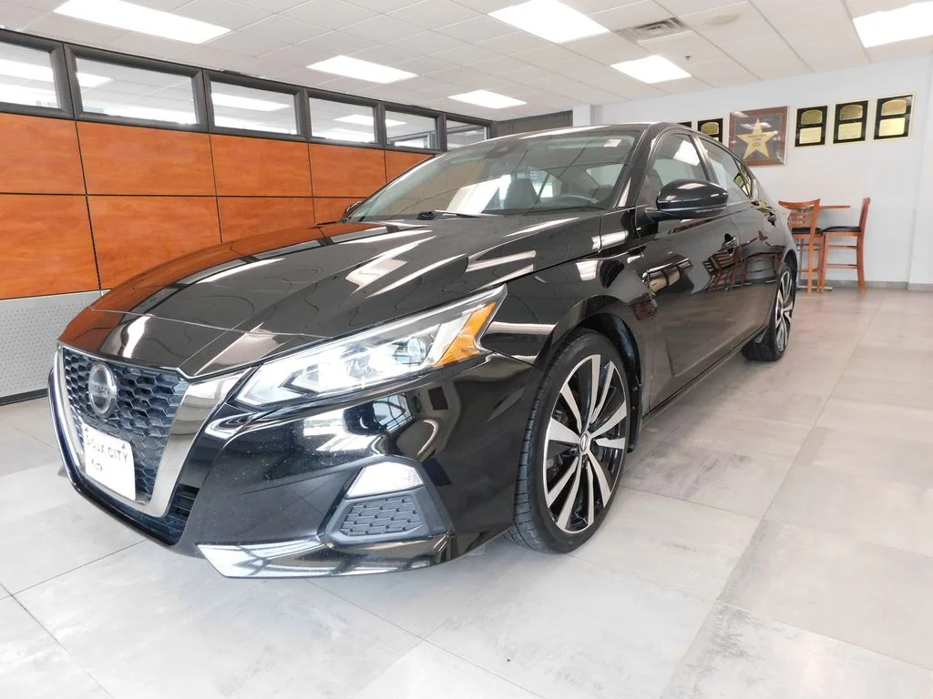 2020 Nissan Altima 2.5 SR AWD's photo