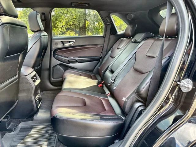 Used 2020 Black Ford Titanium image 22