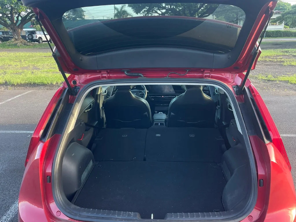 Used 2023 Red Kia EX image 9