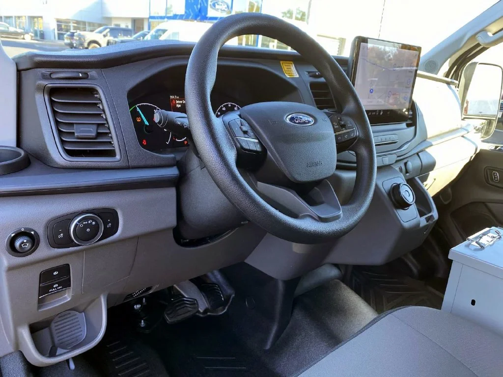 Used 2024 Oxford White Ford  image 12