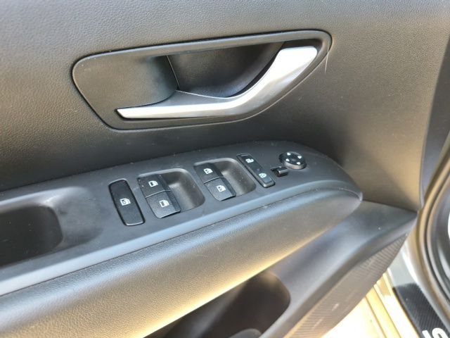 Used 2023 Gray Hyundai SEL image 11