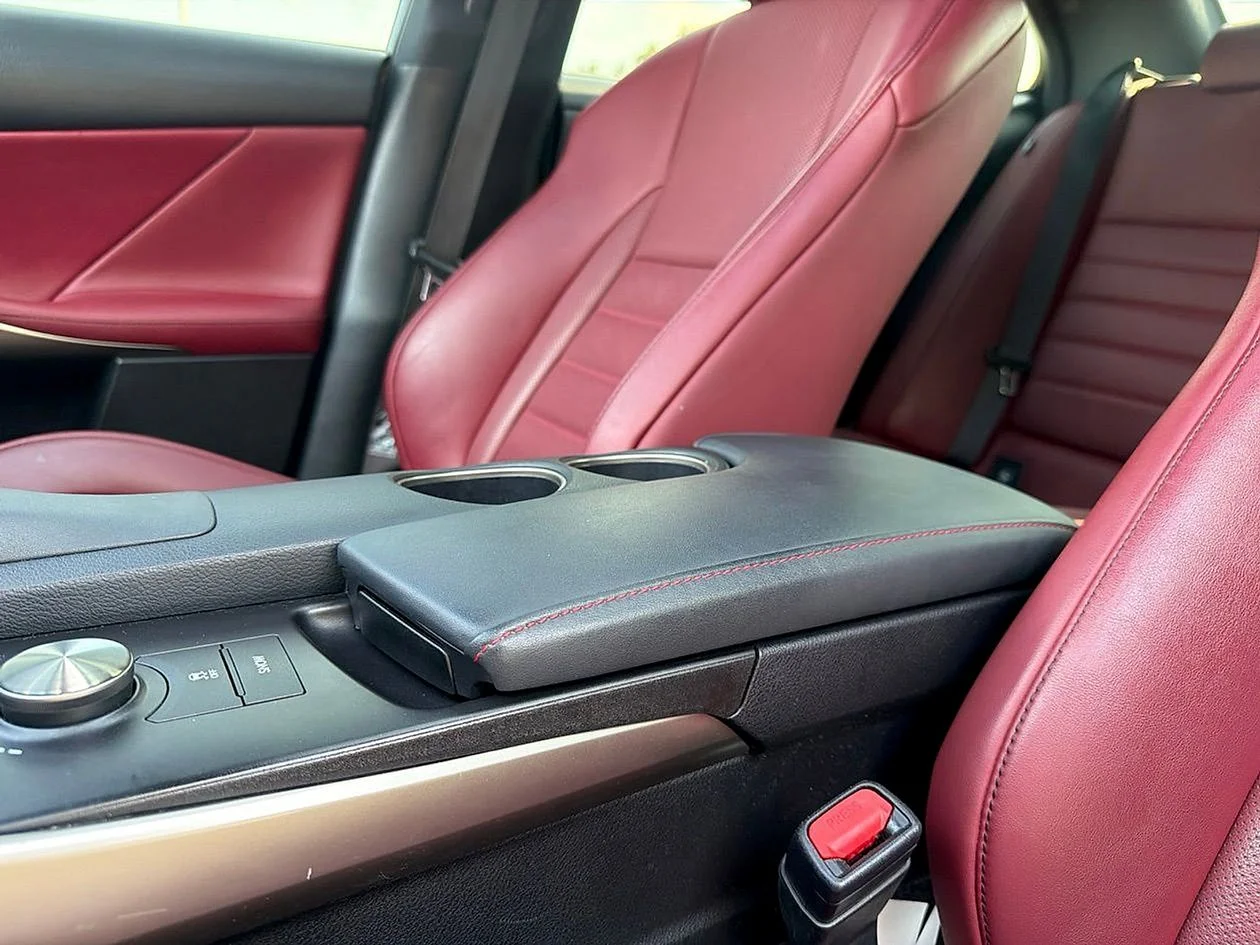 Used 2016  Lexus 350 image 28