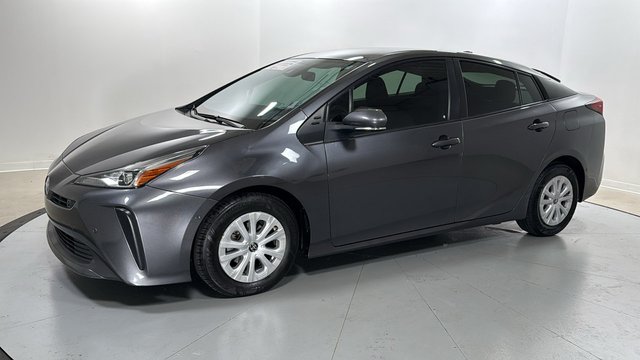 2022 Toyota Prius LE