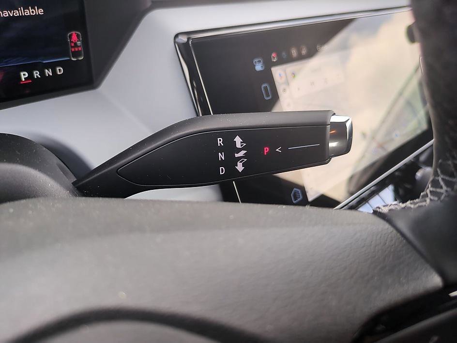 2027 Chevrolet Bolt RS - Photo 23