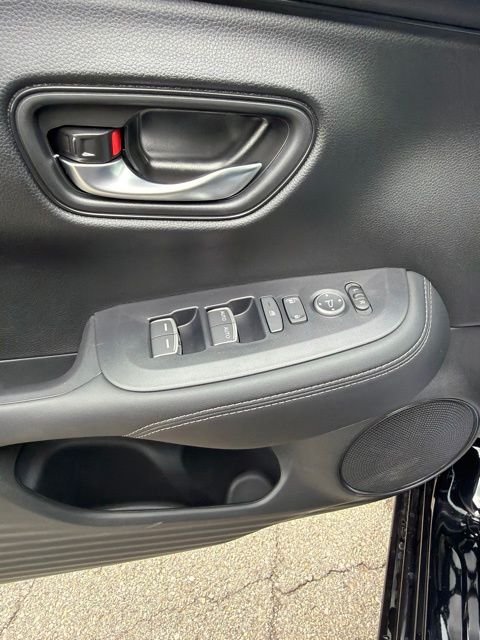 2027 Honda HR-V EX-L - Photo 13