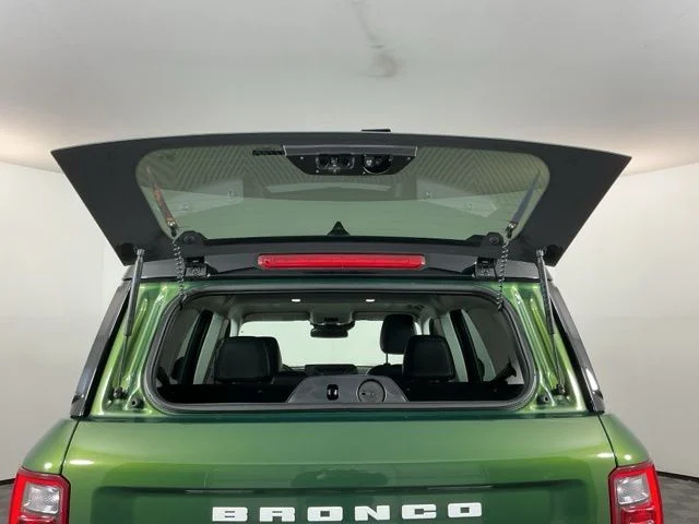 Used 2025 Green Ford Outer Banks image 31