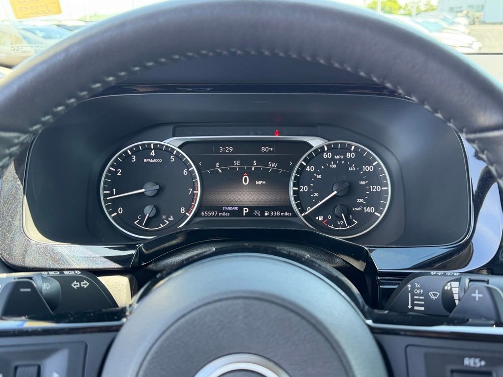 Used 2023 Gray Nissan SL image 32