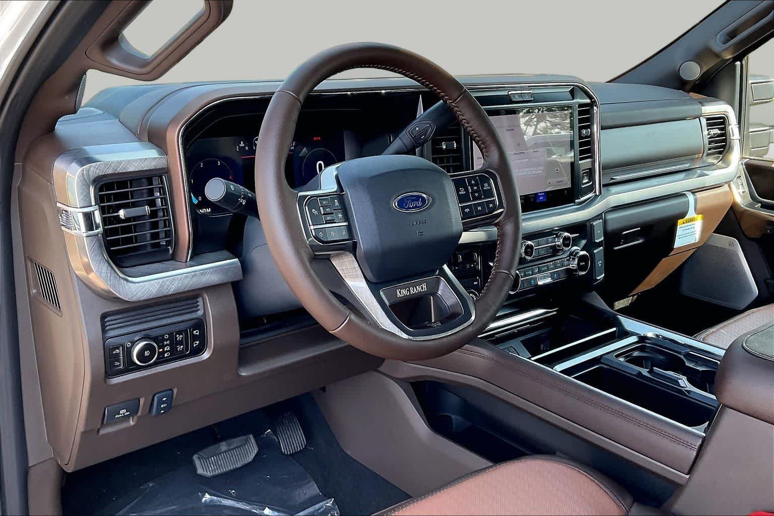 New 2026 Star White Metallic Tri-Coat Ford F-250® King Ranch® image 8