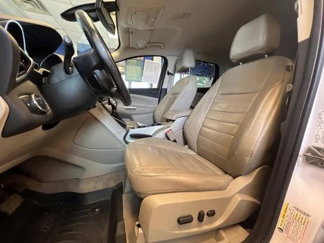 Used 2013 White Platinum Tri-Coat Ford  image 9