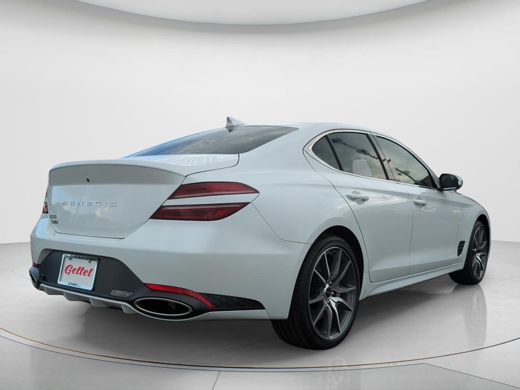 New 2026 White Genesis 2.5T image 5