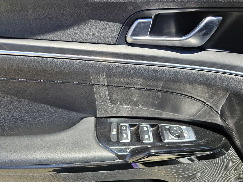 Used 2025 Wolf Gray Kia GT-Line image 21