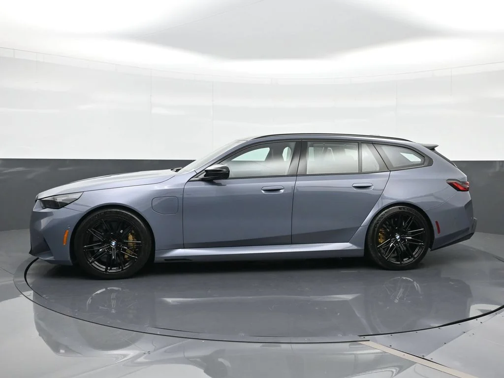 Used 2025 Gray BMW Base image 5