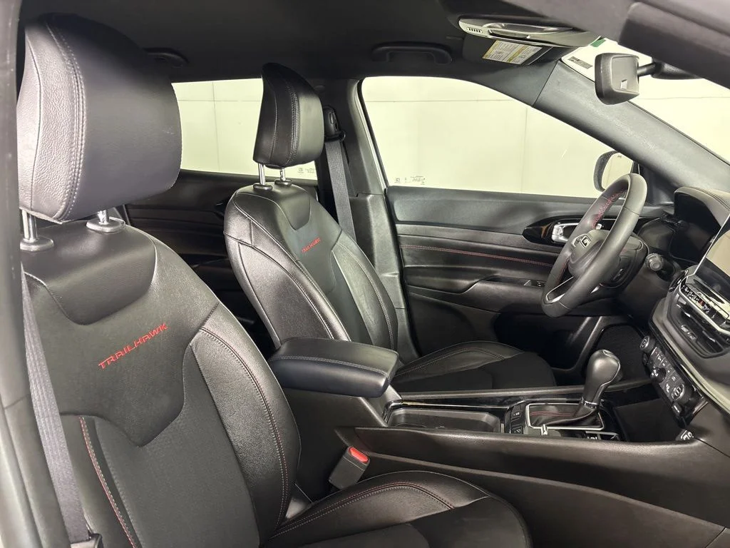 2025 Jeep Compass Trailhawk - Photo 17