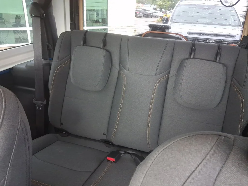 Used 2025 Blue Jeep Sport S image 23
