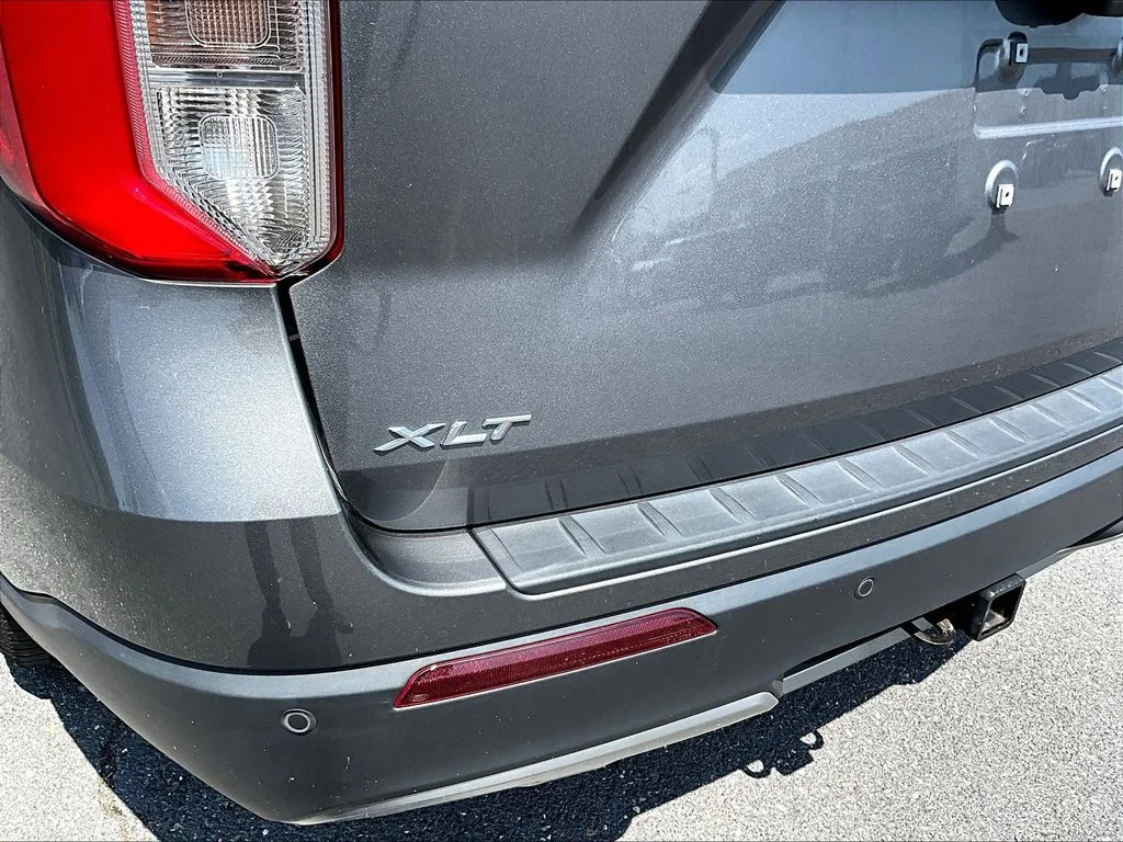 Certified Used 2022 Gray Ford XLT image 24