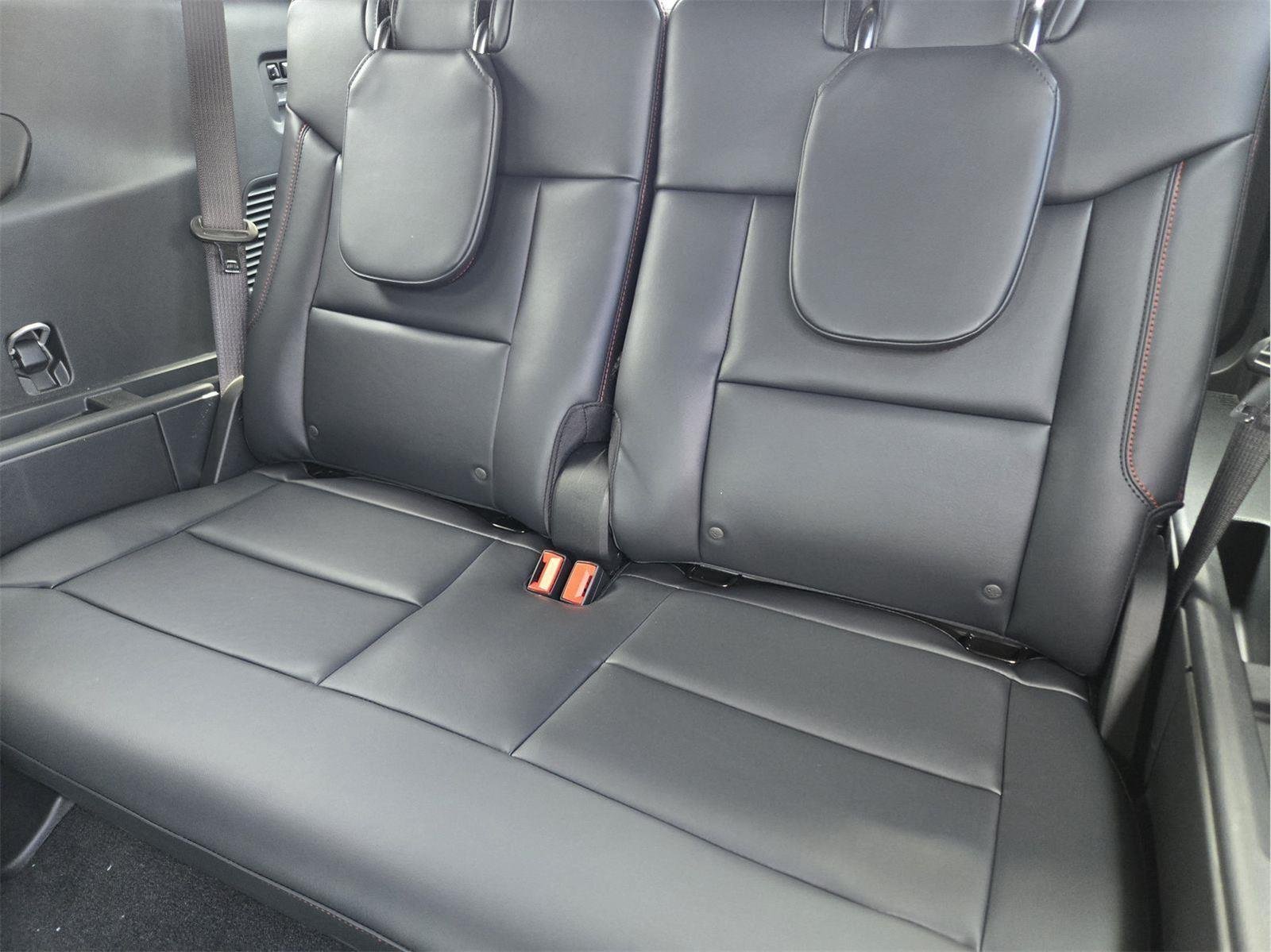 New 2026 Agate Black Metallic Ford ST image 19
