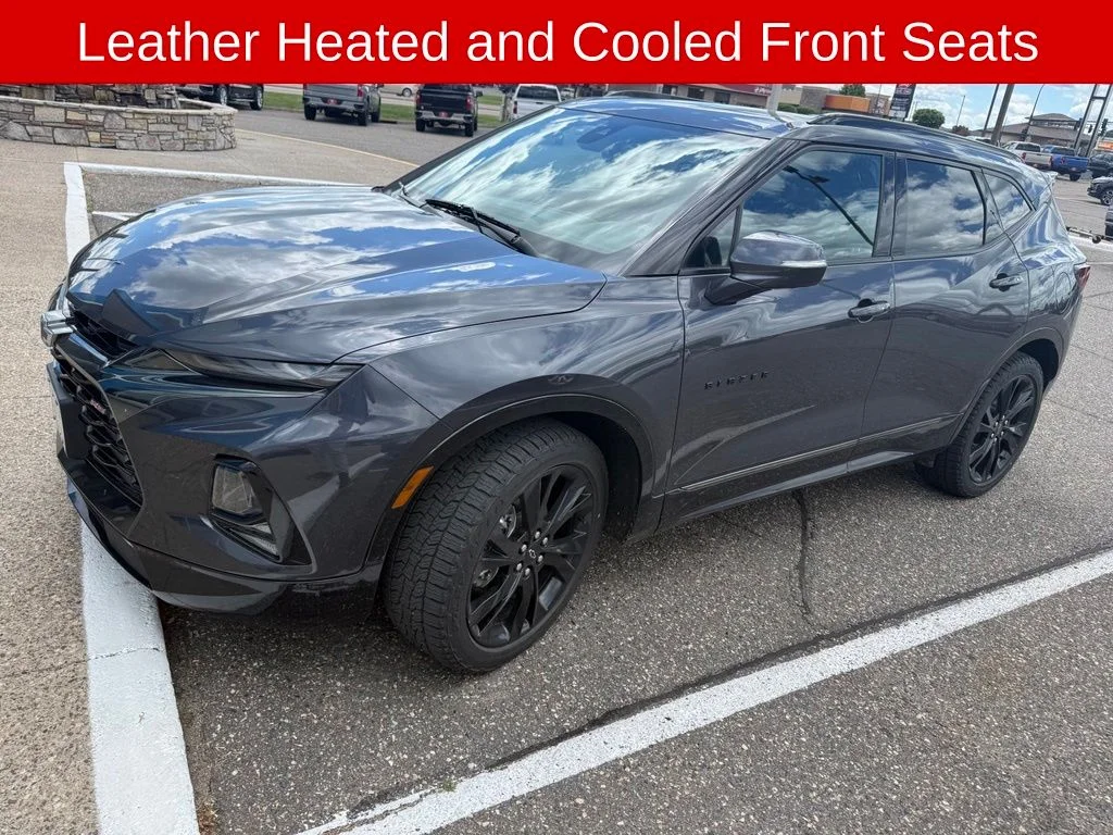 Used 2021 Gray Chevrolet RS image 4