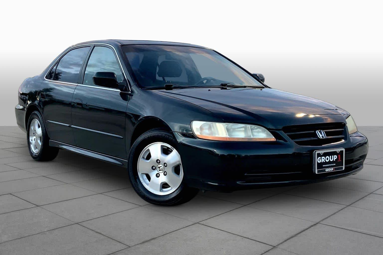 Used 2001 Dark Emerald Pearl Honda EX w/Leather image 2
