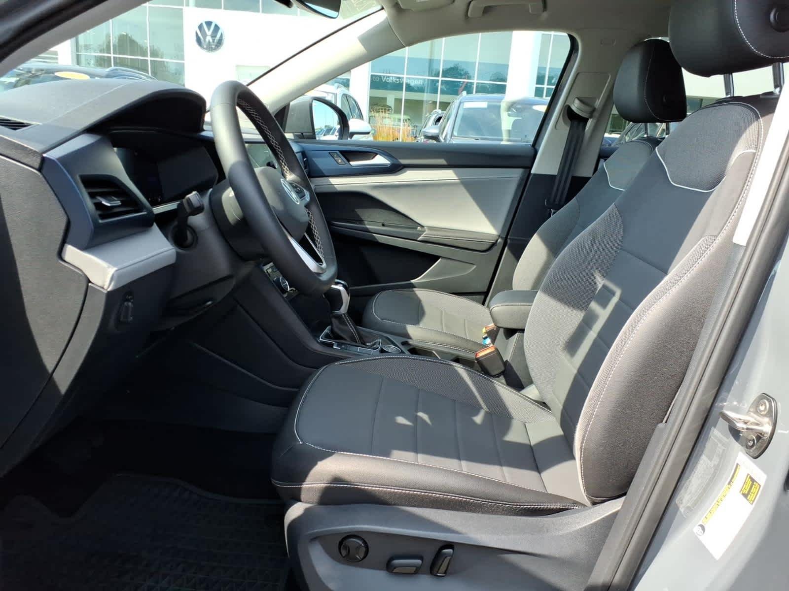 Certified Used 2024 Pure Gray Volkswagen SE image 11
