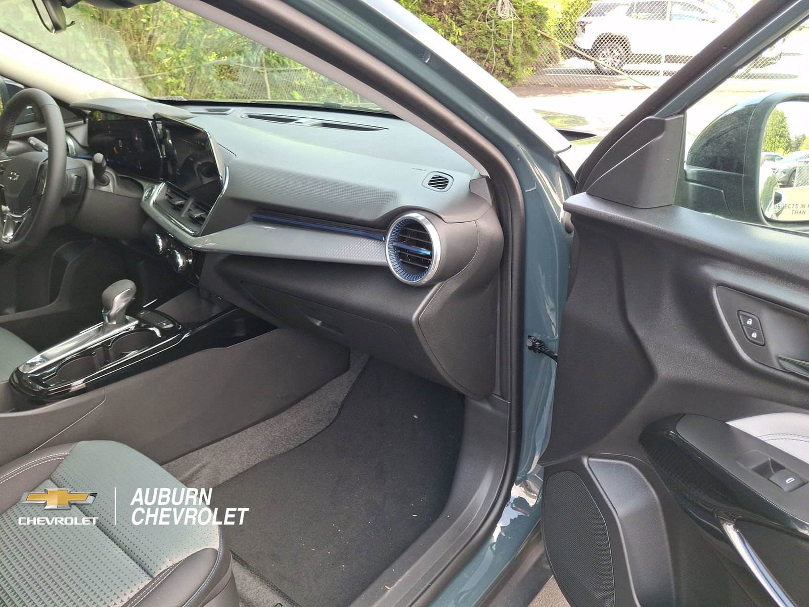 2026 Chevrolet Trax LT - Photo 18