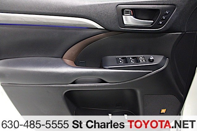 Certified Used 2019 White Toyota Limited image 14