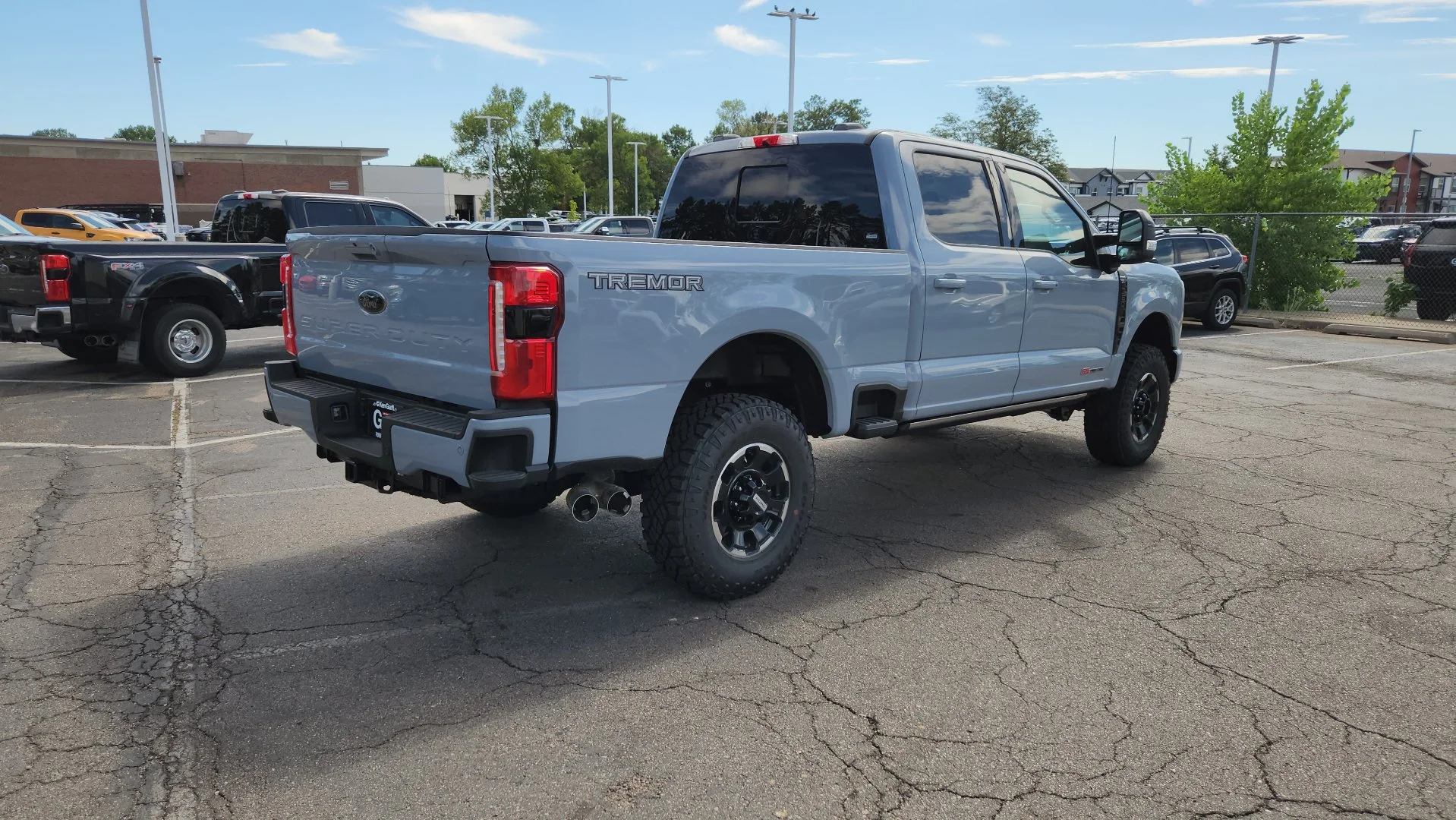 New 2026 Glacier Gray Metallic Tri-Coat Ford LARIAT image 6