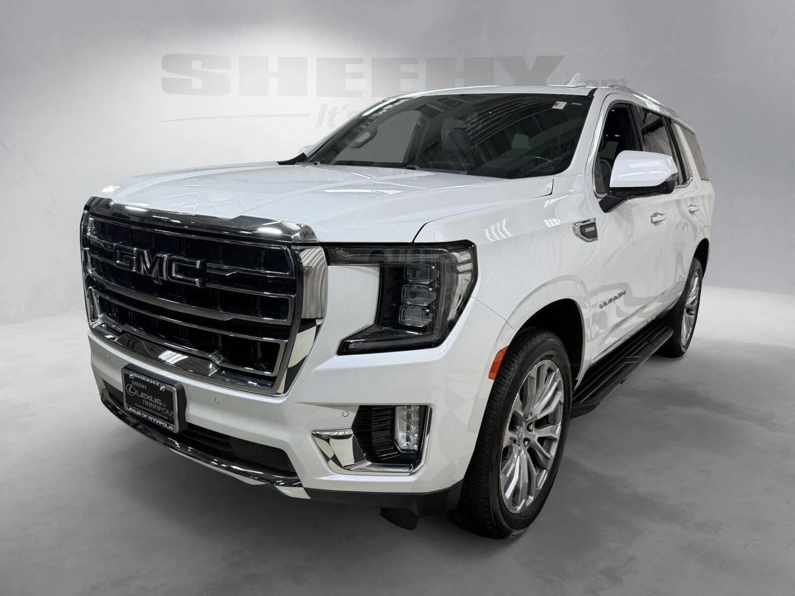Used 2021 White GMC SLT image 16