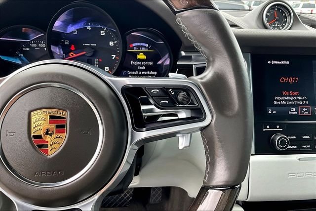 Used 2018 White Porsche  image 18