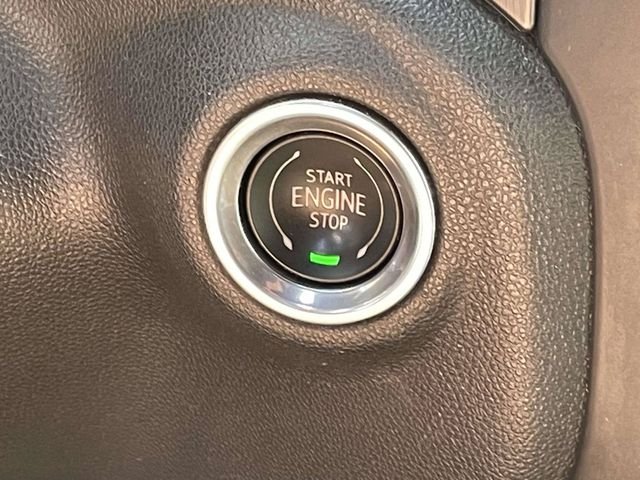 Certified Used 2020 Onyx Black GMC AT4 image 18