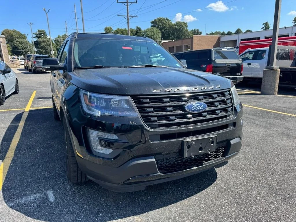 Used 2017 Shadow Black Ford Sport image 2