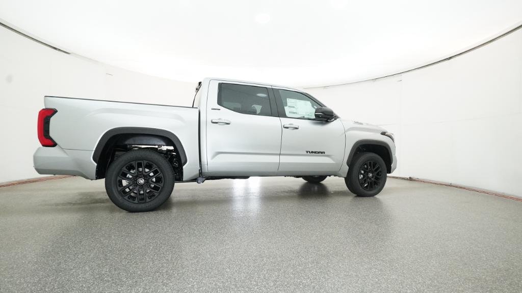 2026 Toyota Tundra Limited - Photo 17