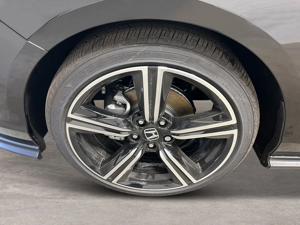 New 2026 Crystal Black Pearl Honda SE image 10