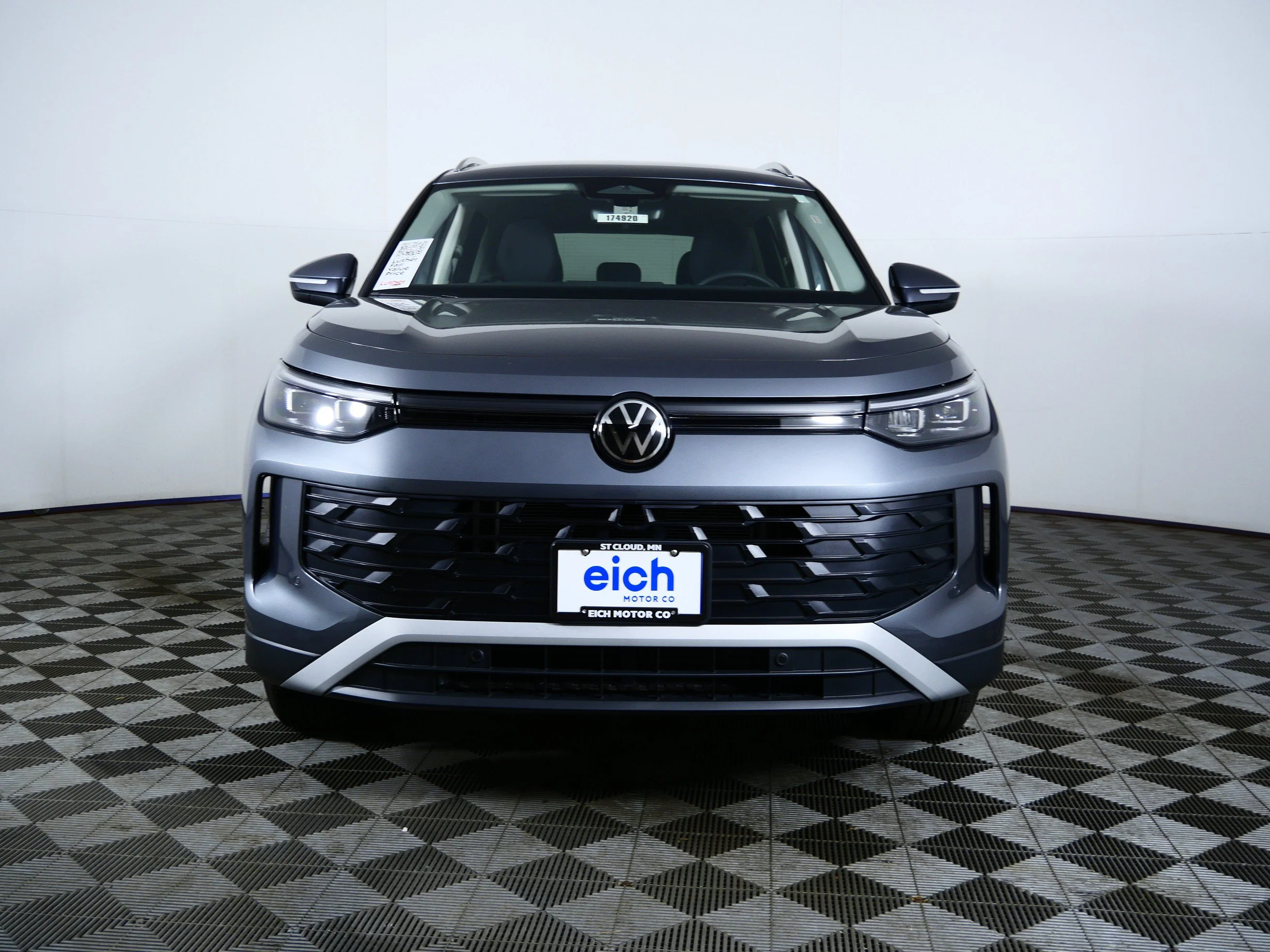 New 2026 Platinum Gray Metallic Volkswagen S image 2