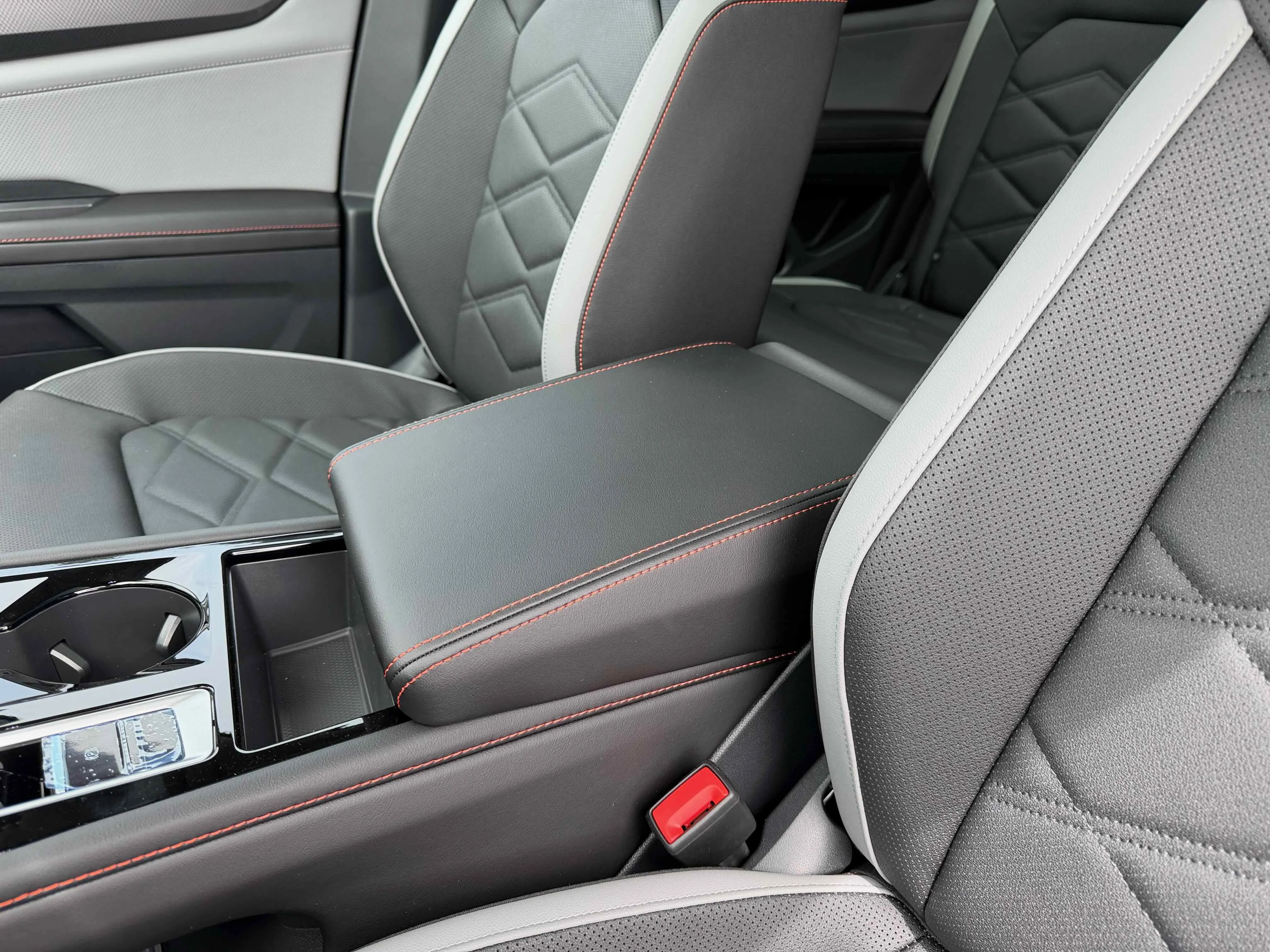 New 2026 Gray Volkswagen 2.0T Peak Edition image 27