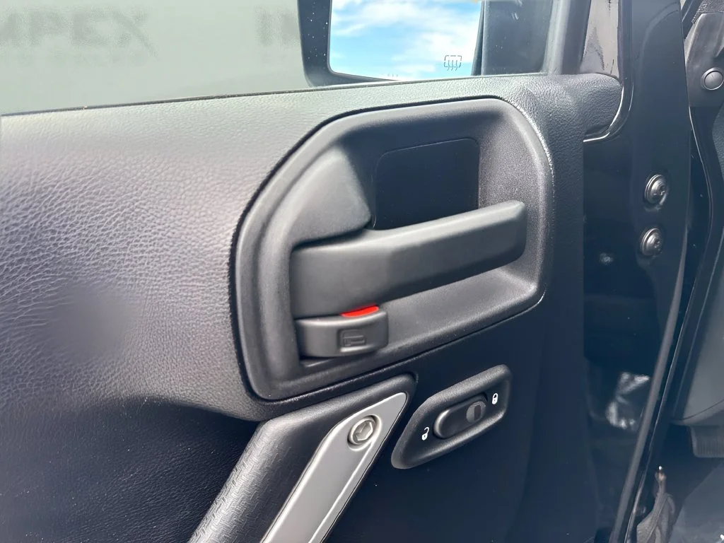 Used 2011 Black Jeep Sahara image 22