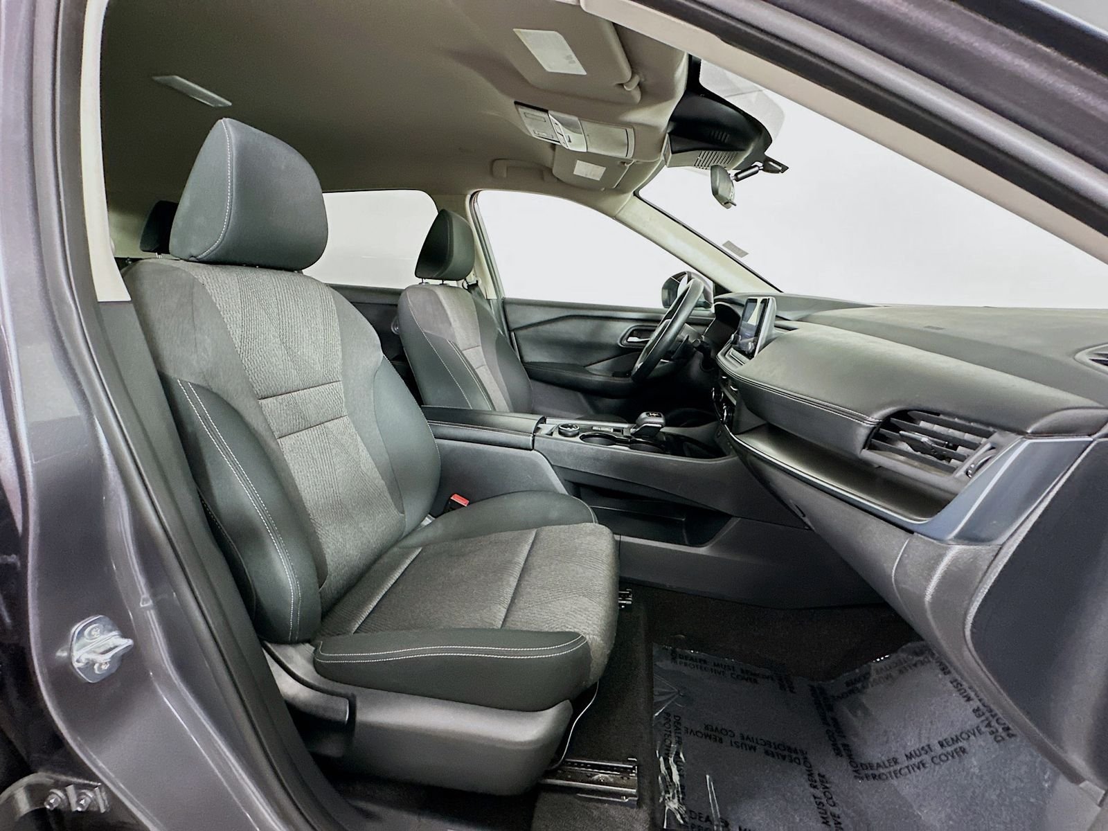 Used 2024 Gun Metallic Nissan SV image 27