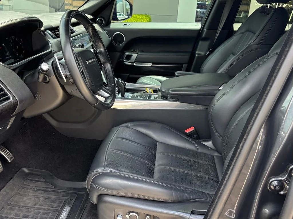 Used 2021 Black Land Rover Autobiography image 3